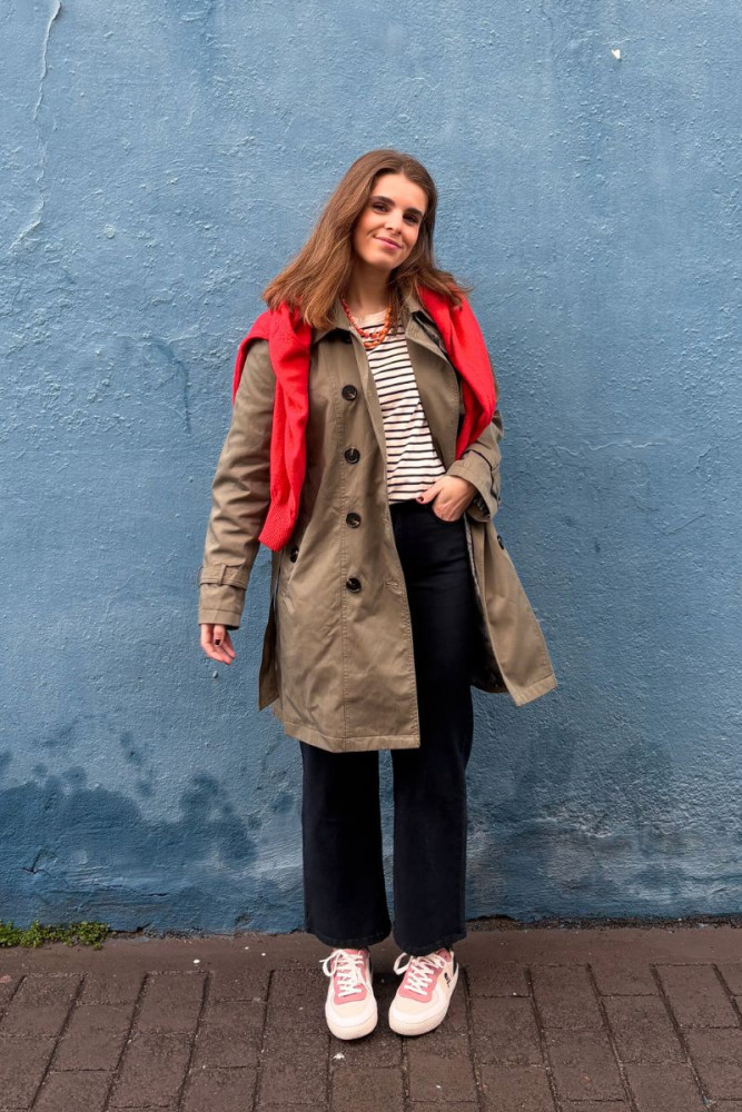 GABARDINA DETALLE BOTONES KAKI